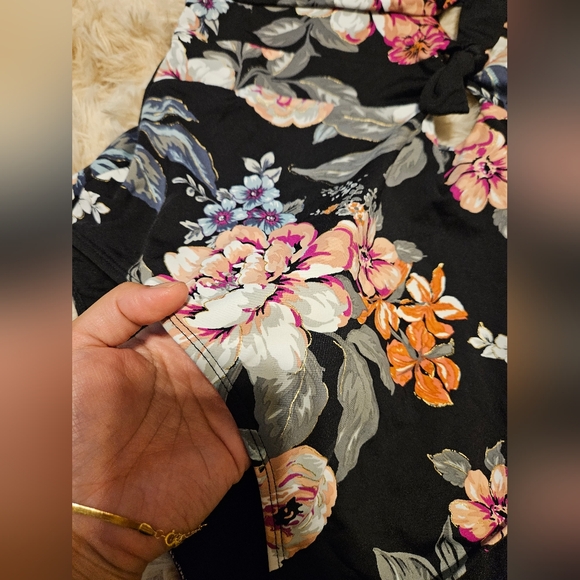 Time and Tru Floral Padded Swimsuit - Picture 2 of 6